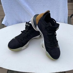 Nike Lebron 16 ‘Soundtrack’